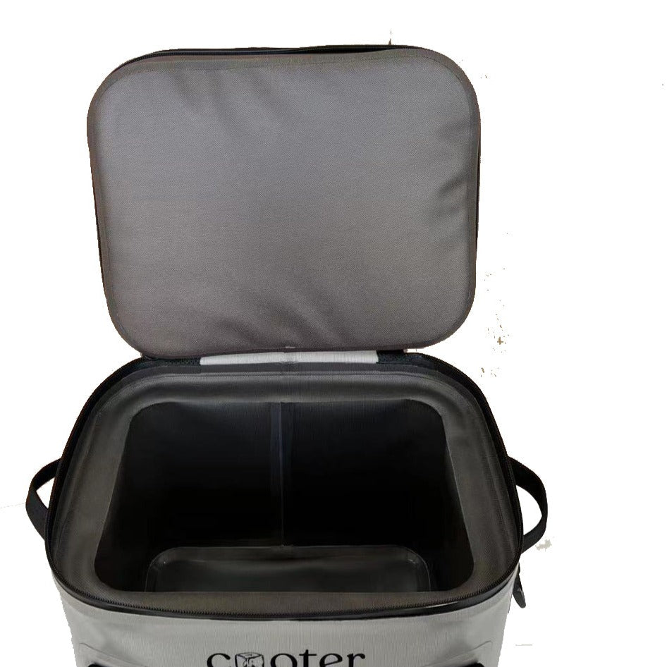 COOTER COOLER WITH SPEAKER